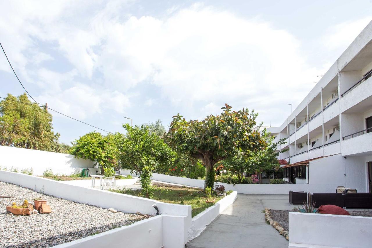 Nikos Bnb Faliraki Bagian luar foto